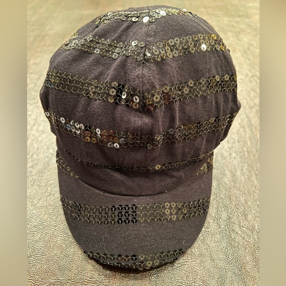 Black fabric sequin hat / cap - Picture 1 of 7